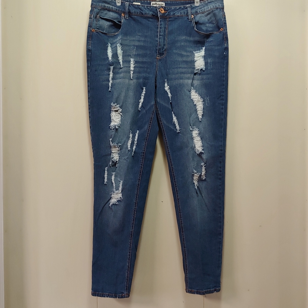 Dollhouse Size 20 distressed skinny jeans